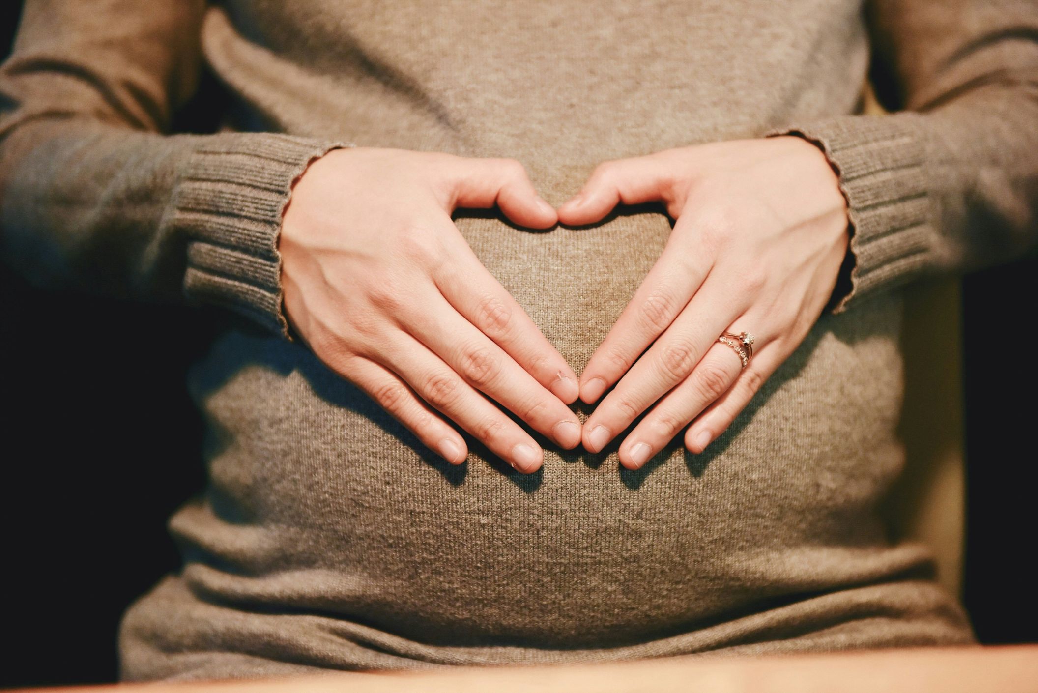 Maternity stock -unsplash.jpg