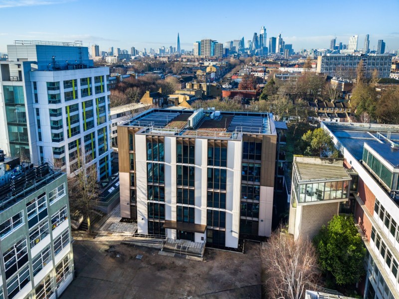 Informatics Teaching Laboratory for Queen Mary University of London